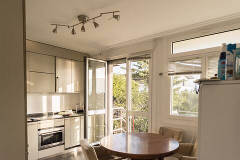 Top Airbnb: Flat with 160 m of garden, sea views Bilbao-Getxo in Getxo