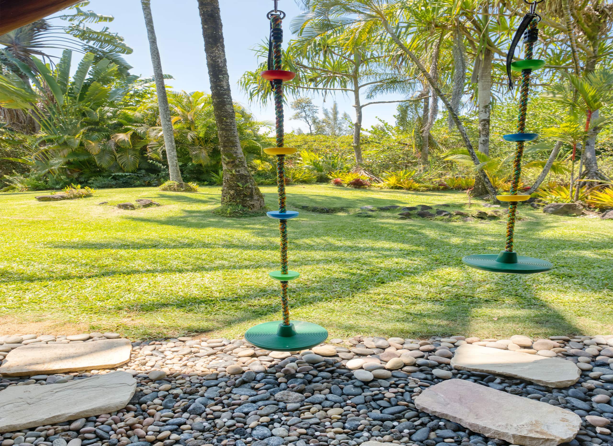 Cabin in Hawaiian Paradise Park · ★4.85 · 3 bedrooms · 4 beds · 1.5 private baths - Image 28