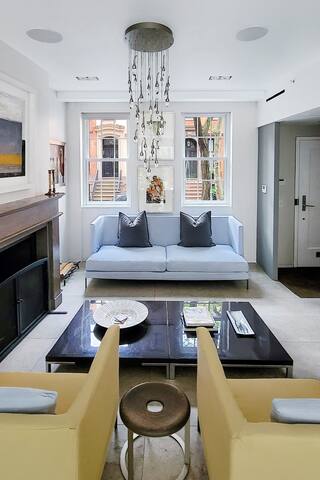 Historic West Village 3BD Townhouse | Patio & Deck gallery image 5