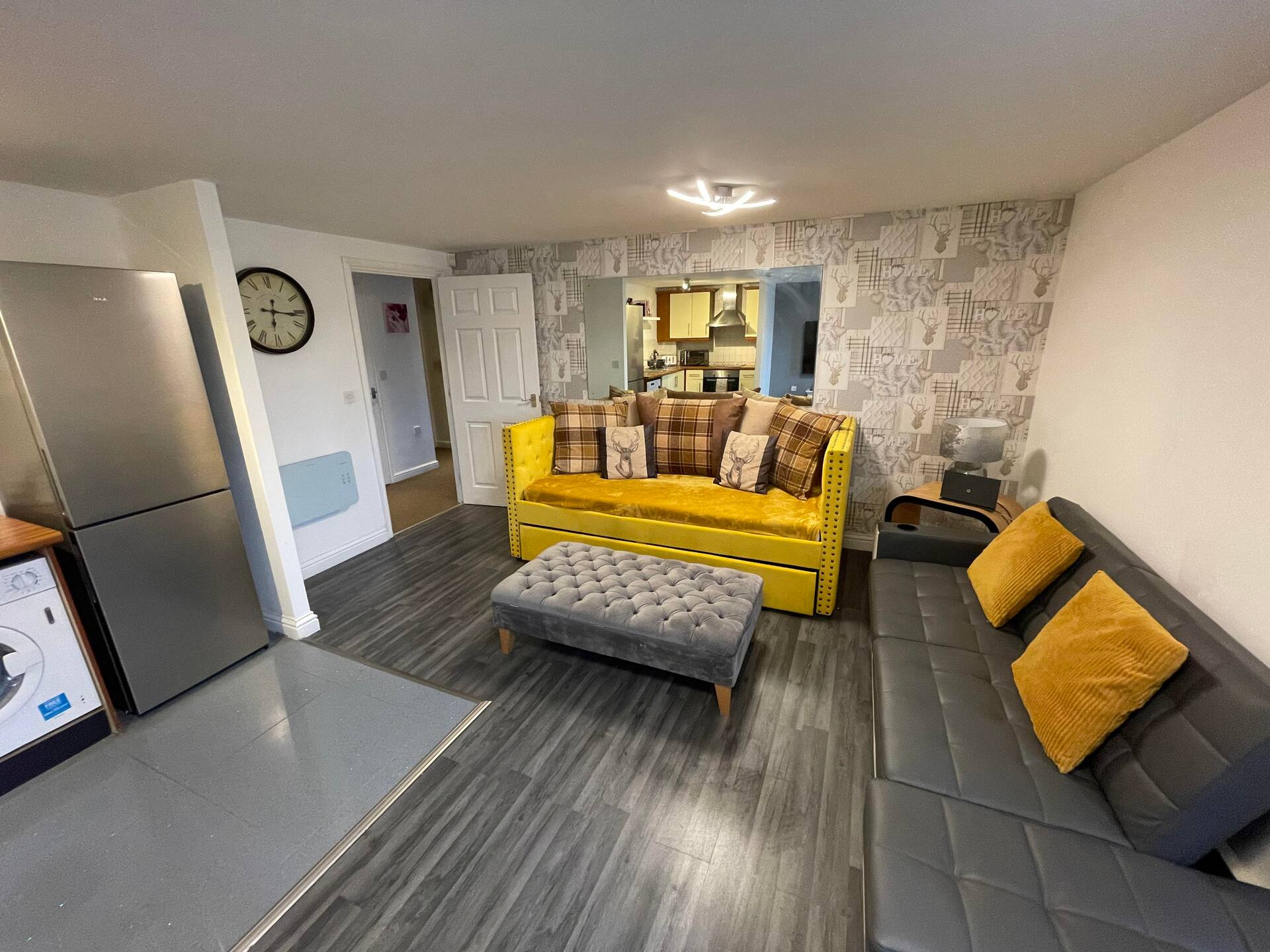 Empire Serviced Apartments — photo 2