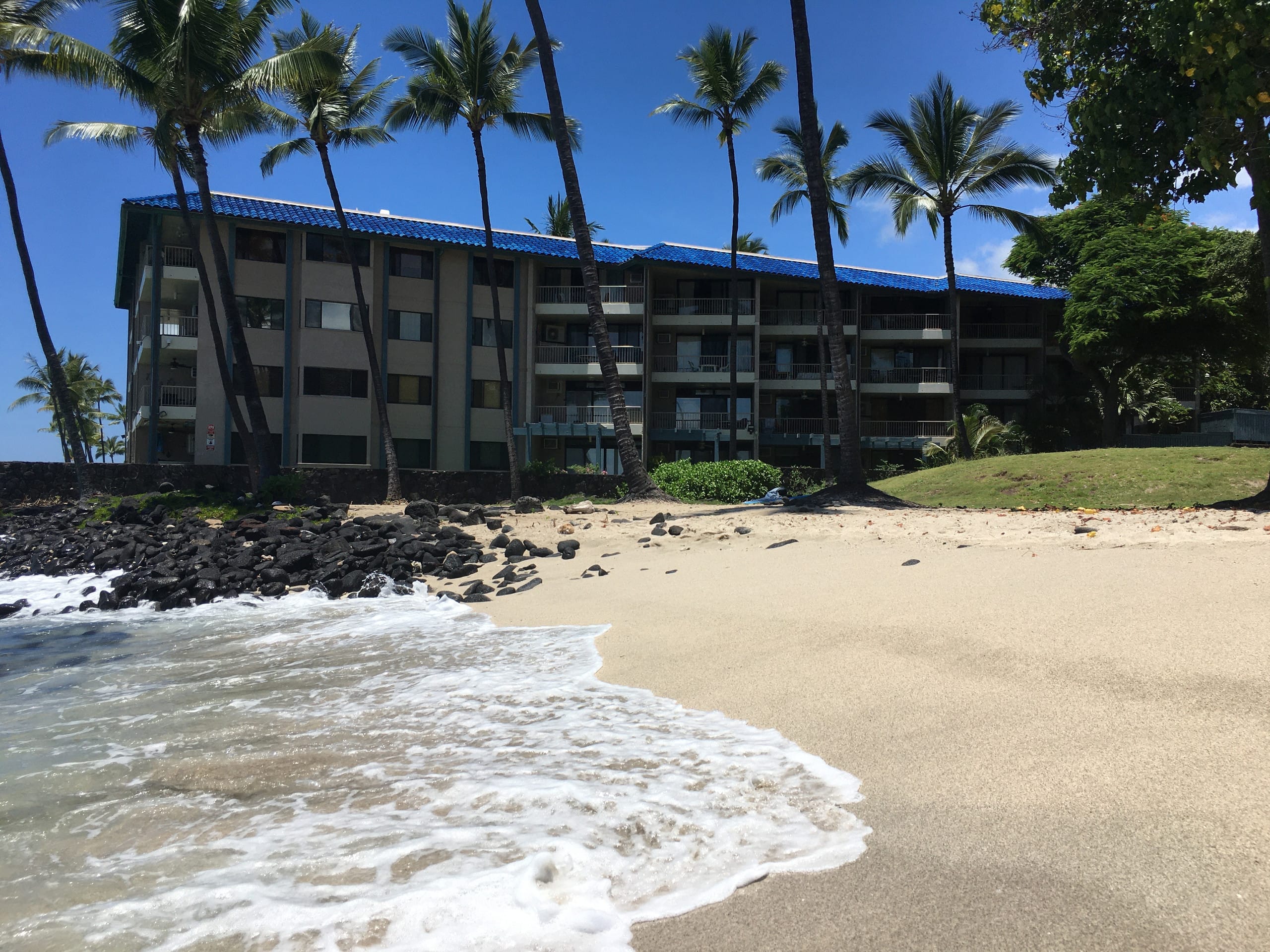 Condo in Kailua-Kona · ★4.88 · 1 bedroom · 1 bed · 1 bath - Image 24