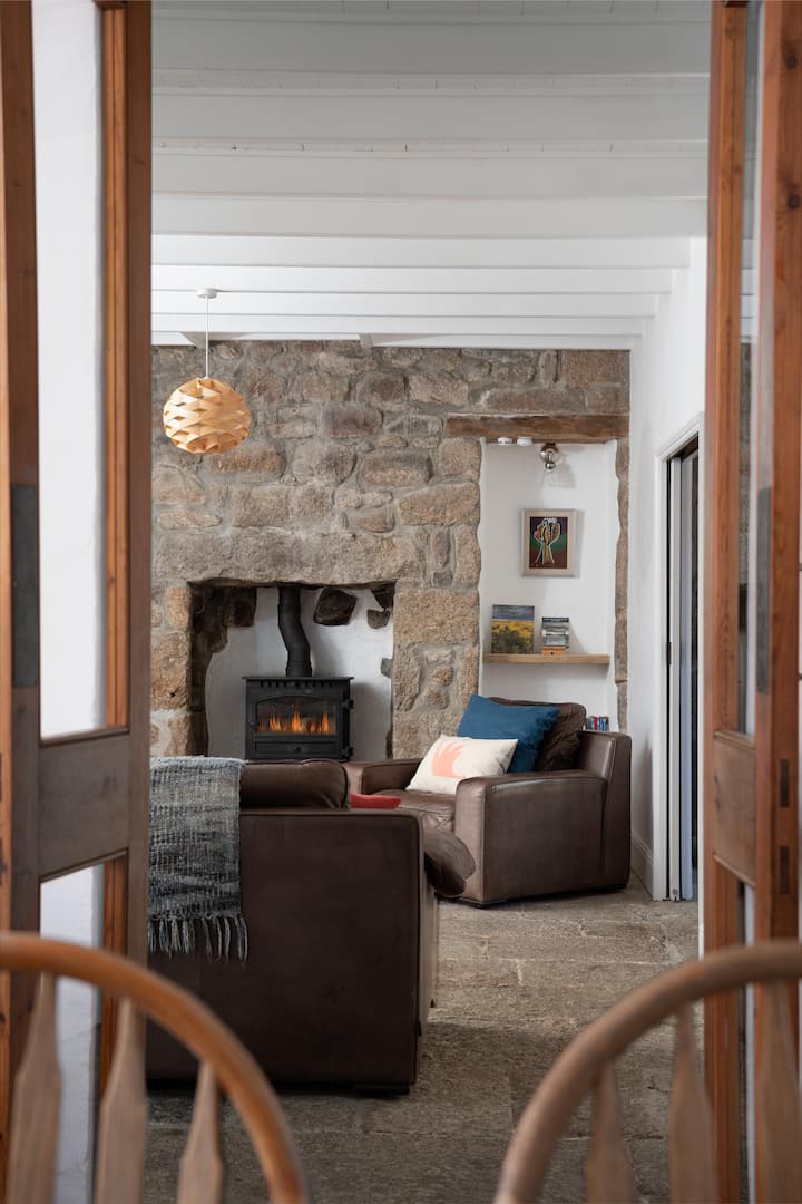 Manor Farm - Gorgeous Farmhouse With Sea Views - Sennen