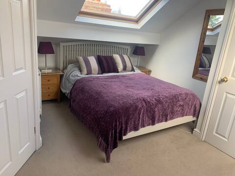 Large double room en suite in West Bridgford