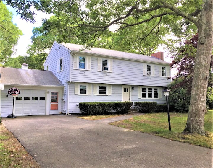 Seabreeze Manor - Beach Getaway In South Yarmouth! - Cape Cod, MA