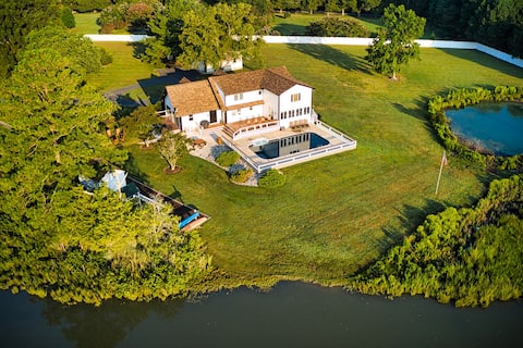 True St. Michaels 6 Acre Waterfront w/heated pool
