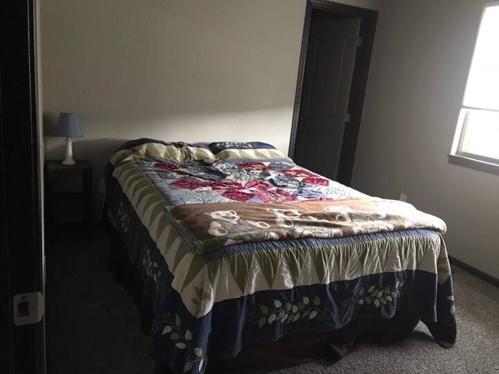 Sturgis Rally 4 Bedroom with Three Stall Garage Houses for Rent in