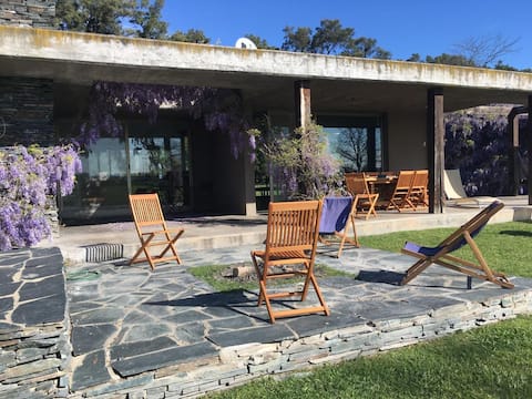 Top Airbnb: House on the country. Barrio de Chacras Benquerencia en Partido De Monte