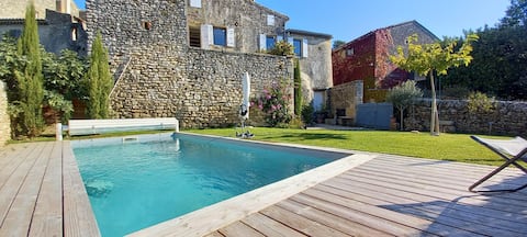 Charming house with pool in Drôme Provençale