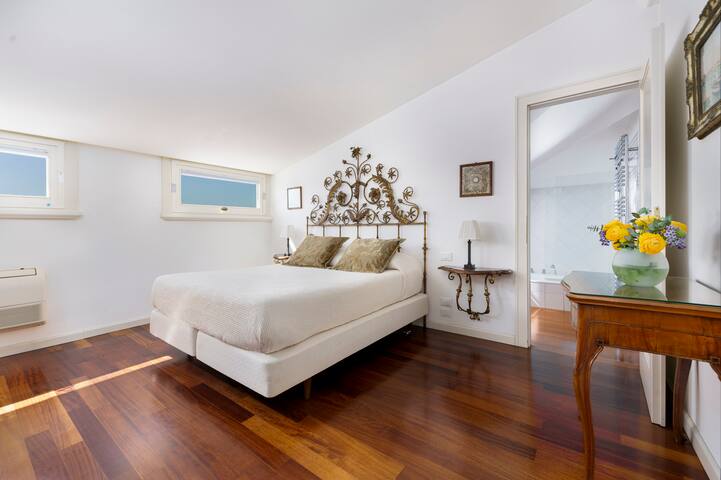 Ca’ Cerchieri Terrace Grand Canal gallery image 5