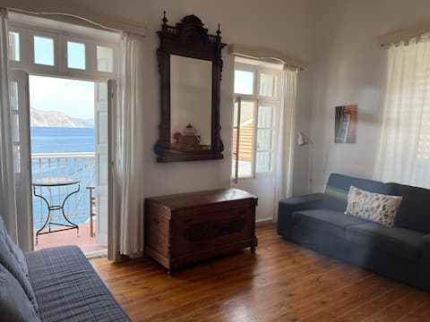 Top performing Airbnb: Villa Thalassa in Δήμος Σύμης