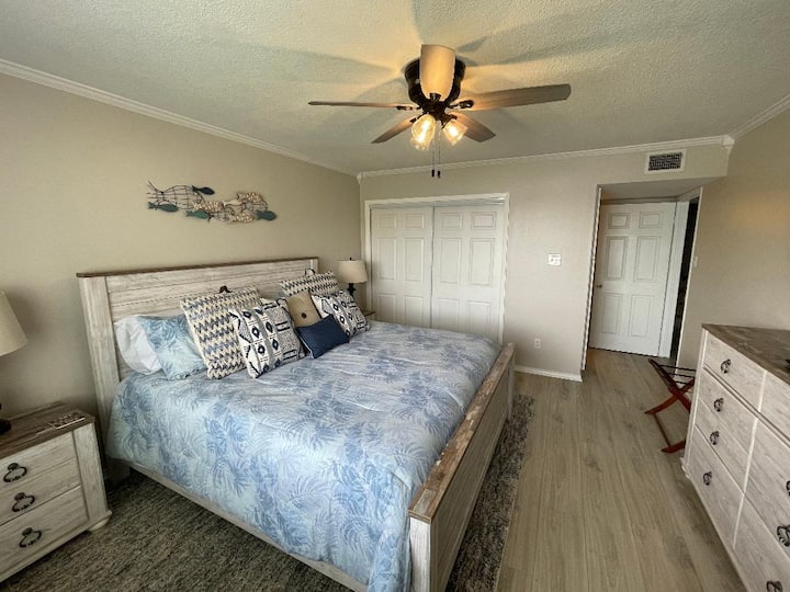 Primárny výhľad na spálňu z okna