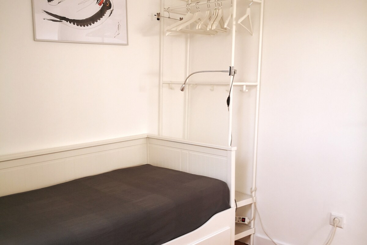 غرفة النوم الثانية 