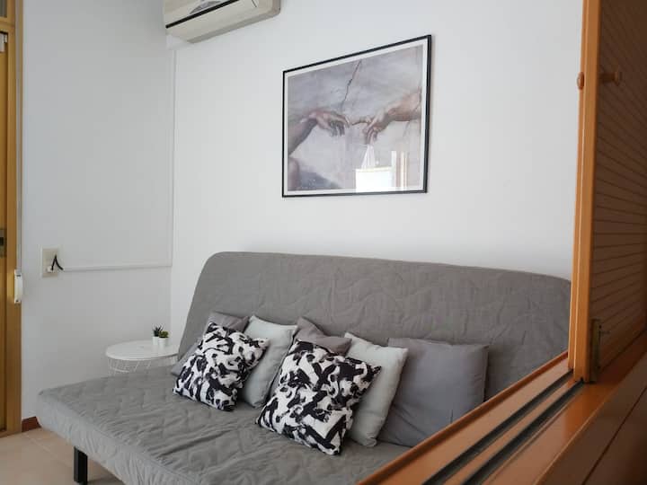 Apartamento En Primera Línea De Mar. - Vilafortuny