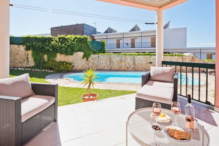 Spacious Villa/ocean view/pool/BBQ/Games/AC gallery image 3