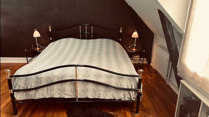 2nd floor master bedroom. The room is special with up to 5 meter ceiling height.