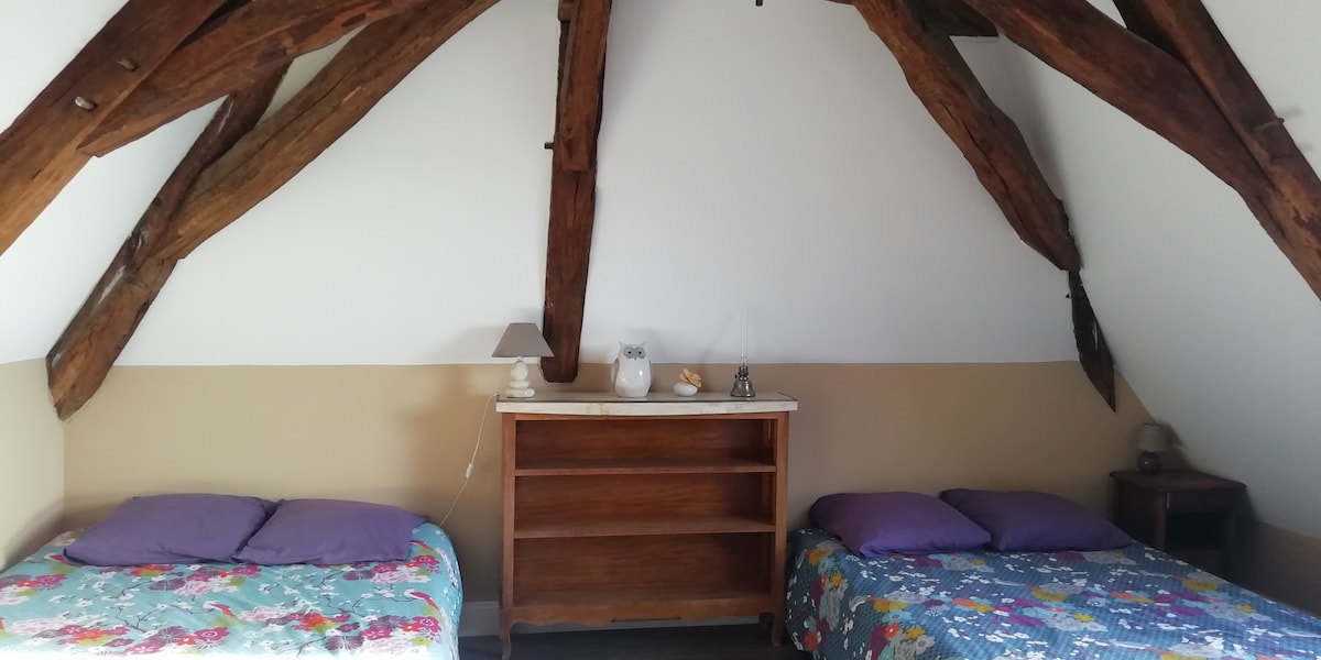 dormitorio 2 piso en la parte superior escalera a la izquierda 