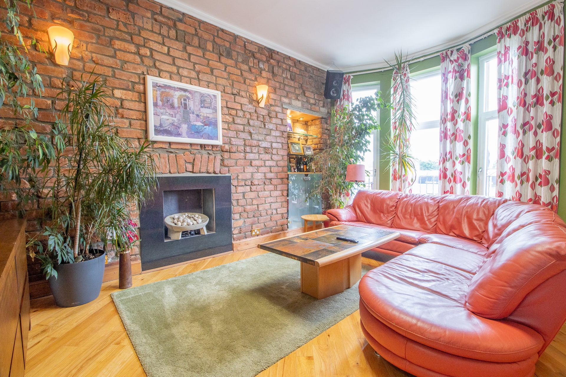 Hamilton, nr Train Station - Comfy Home 2.5 bathrm