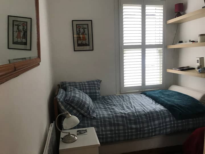 London Borough of Hammersmith and Fulham Holiday Rentals & Homes