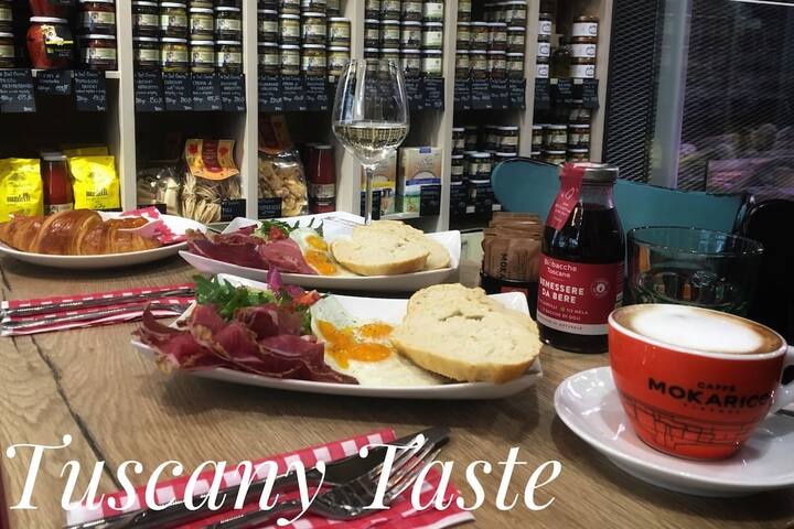 4BR+2BATH Prague AUTHENTIC at Historical center gallery image 5