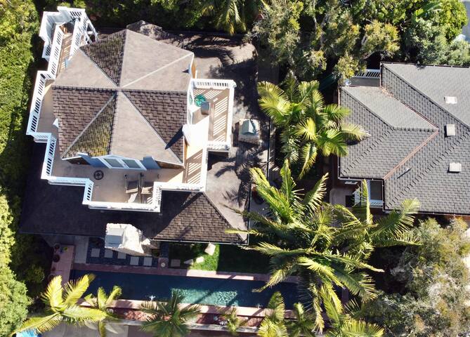 Beach Cottage with Pool at La Jolla Shores gallery image 3