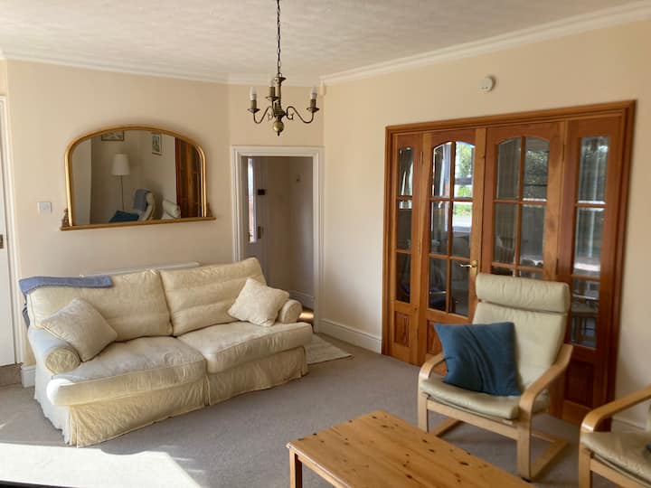 Top 10 Airbnb Vacation Rentals In Pershore, UK Trip101