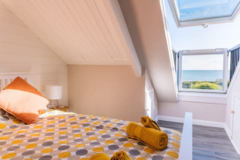 The Mexico Inn, Flat Two, as 3 bedroom