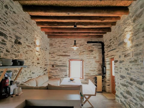 "Konaki" Hikers Lodge by Andros Routes