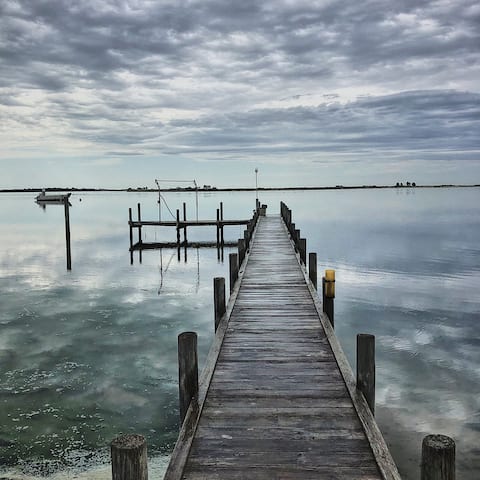 Successful Airbnb property: Hideaway Tom’s on Mundoo Channel - Waterfront in South Australia