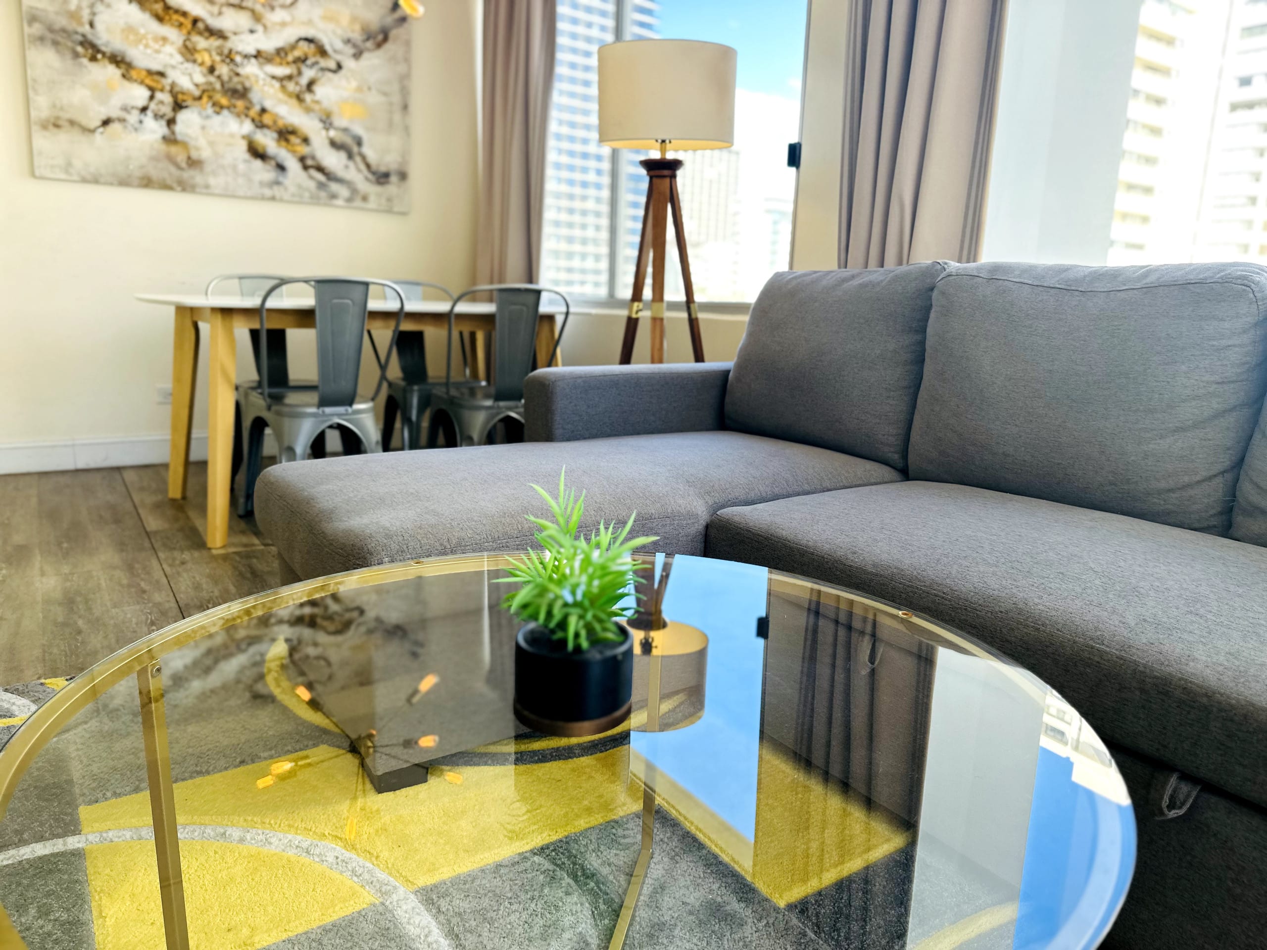 Condo in Honolulu · ★4.78 · 1 bedroom · 3 beds · 1 private bath - Image 6