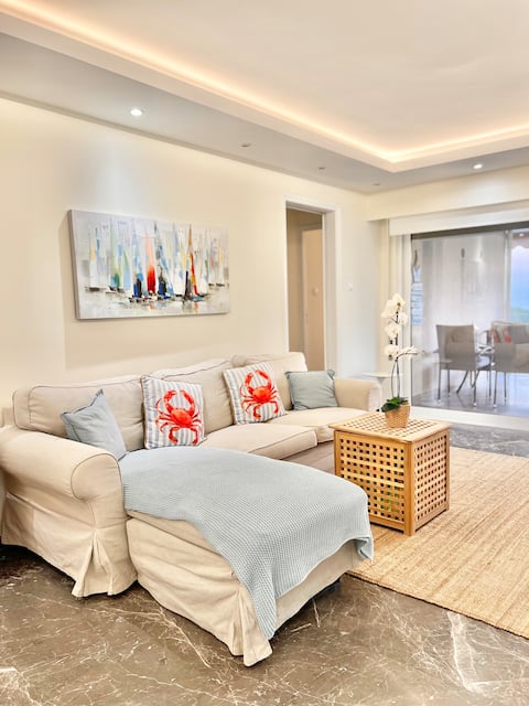 Vouliagmeni Sea and Sun Apartment