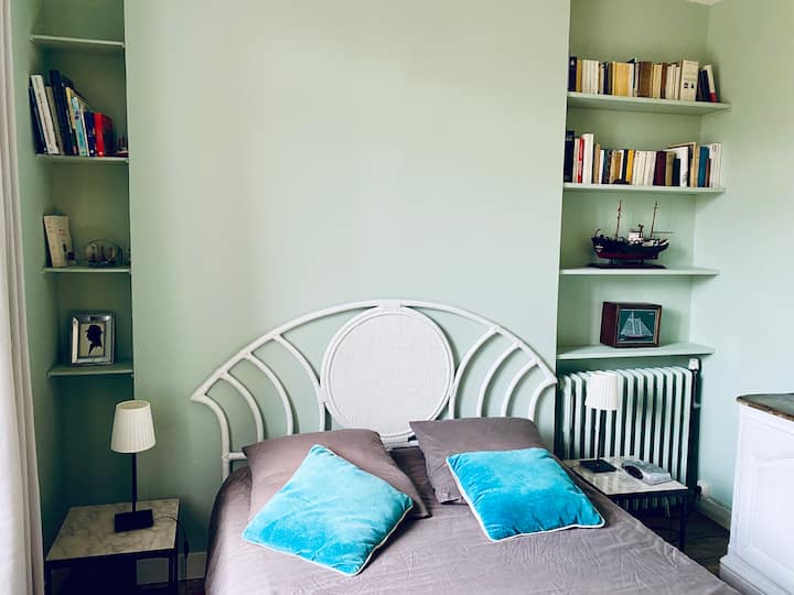 Na 1. katu, spavaća soba 1, krevet 140, pored kupaonice