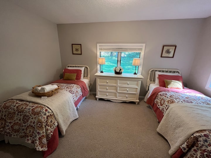 Spavaća soba 2 - Udobni bračni kreveti za odličan san.