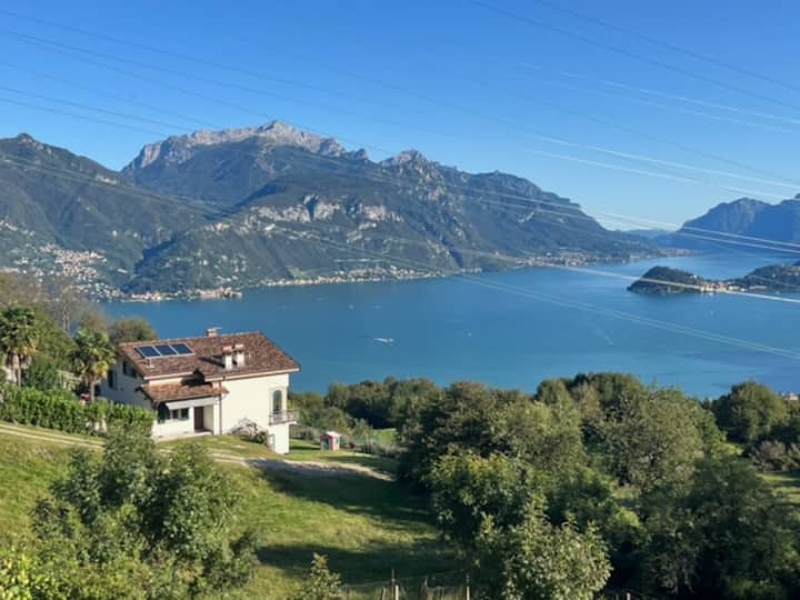 CASA TOBIA LAKE VIEW SPECTACULAR