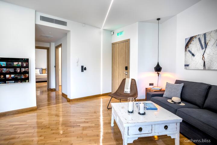 Athens.bliss Two in the Heart of the City gallery image 3