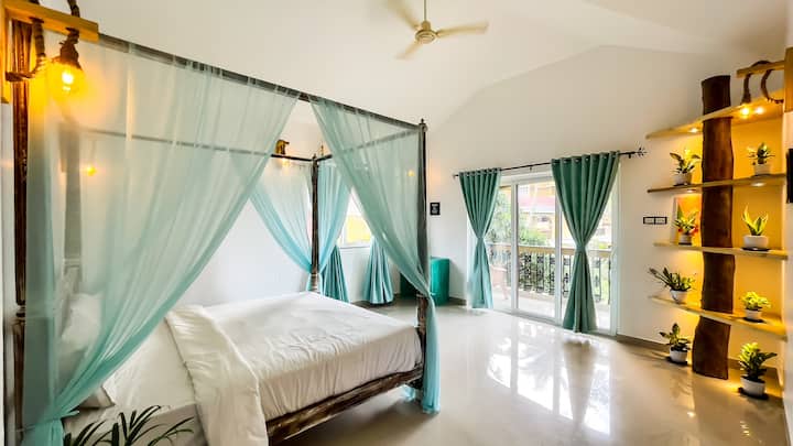 Bedroom By the Pool