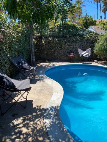 Pool home in fantastic location in Los Feliz!!! gallery image 2