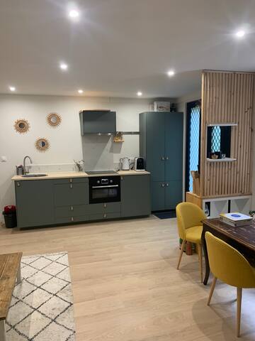 appartement en RDC avec piscine privée gallery image 4