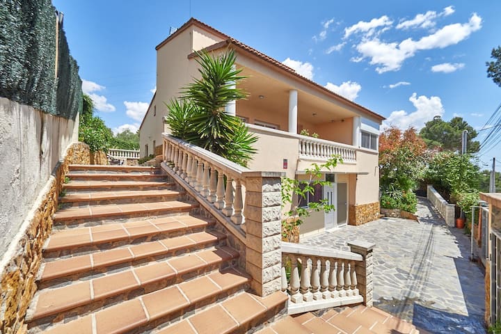 Villa Ilusions @ Olivella, Sitges, Barcelona