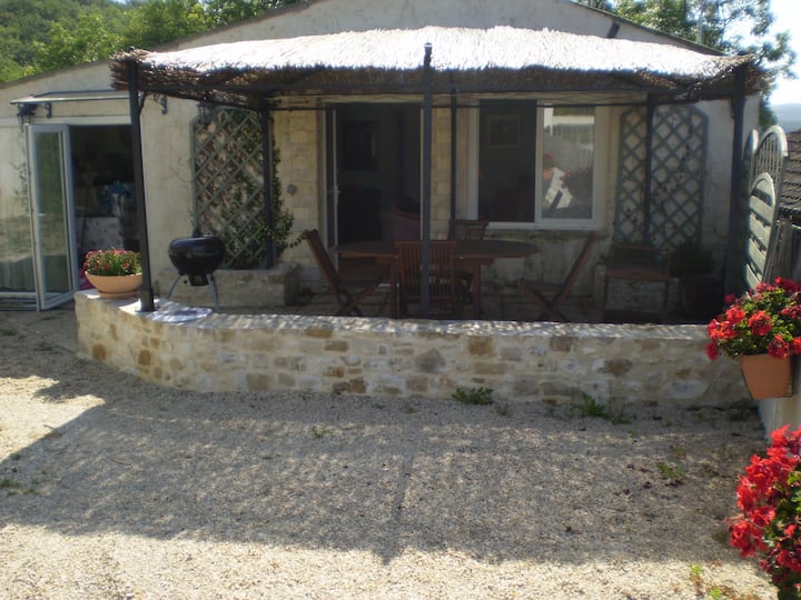 Private Holiday Cottage - heated swimming pool - near Rocamadour