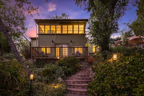 Topanga Canyon Romantic Cottage Retreat