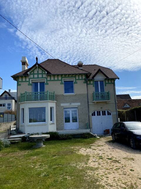 Normandy WATERFRONT VILLA