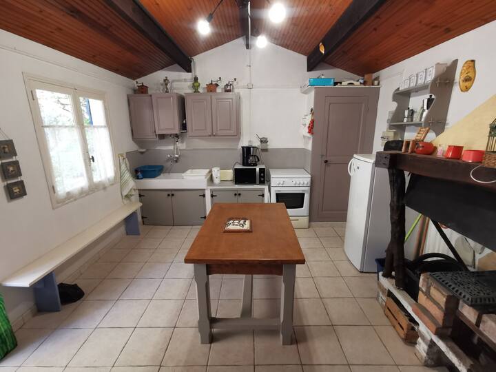 Maisonnette En Pleine Nature - Le Castellet