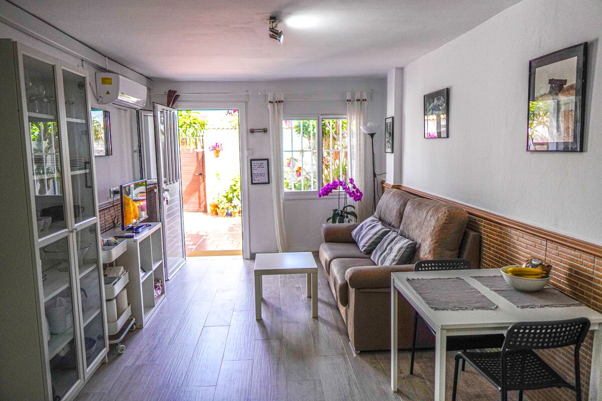 Top Airbnb: Cozy independent studio near the beach à Tarifa