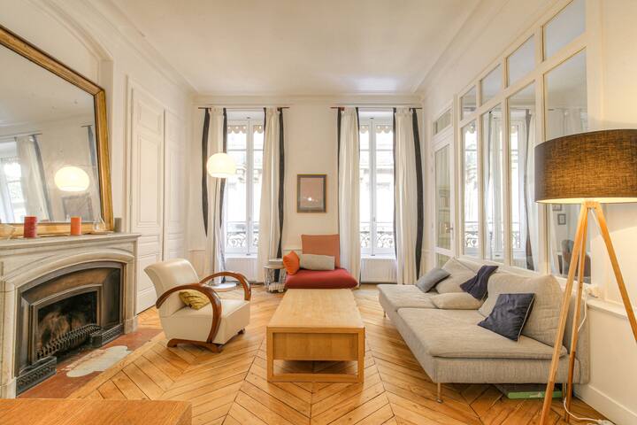 Charming apartment – Lyon 2nd gallery image 2