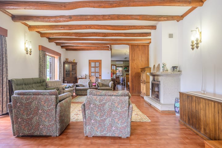 غرفة المعيشة