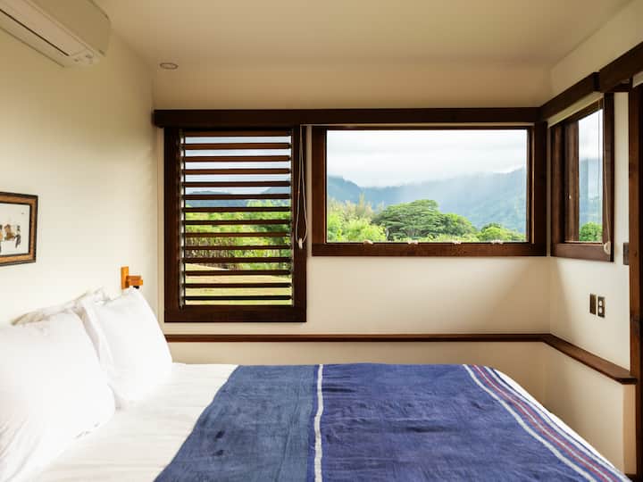 Guest bedroom 2 with mountain views