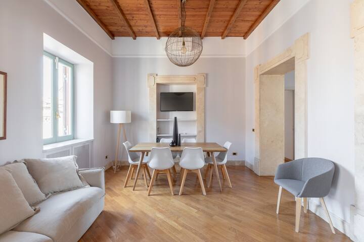 iFlat | Monti Penthouse Panoramic Terrace gallery image 2