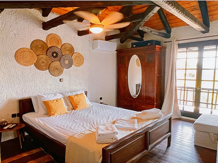 ห้องนอนหลัก - เตียงคู่