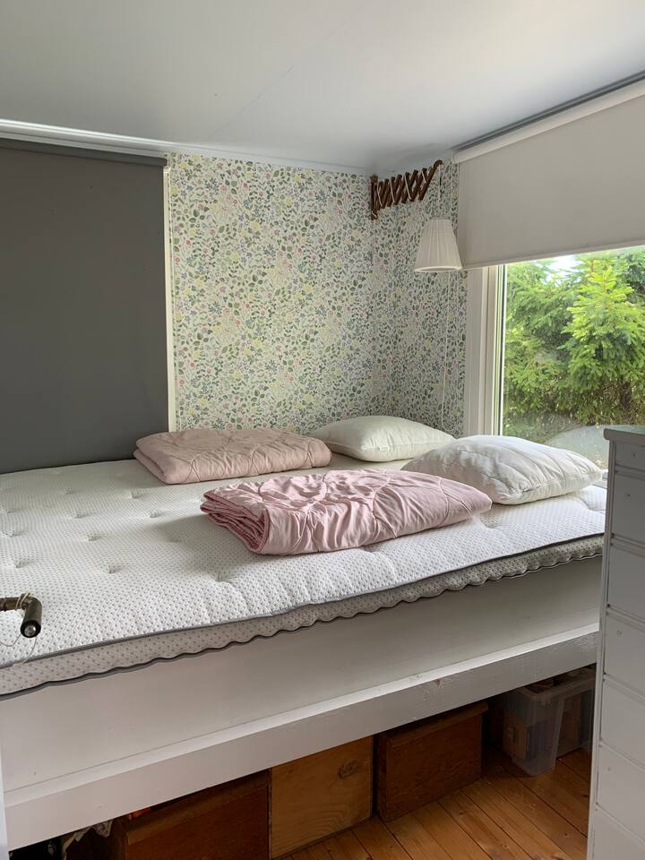 Мала двојна спална соба