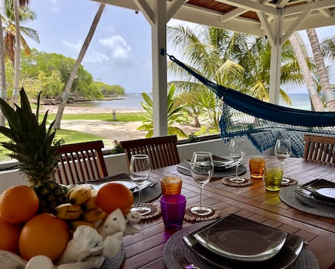 Villa Mayelle, on the beach.